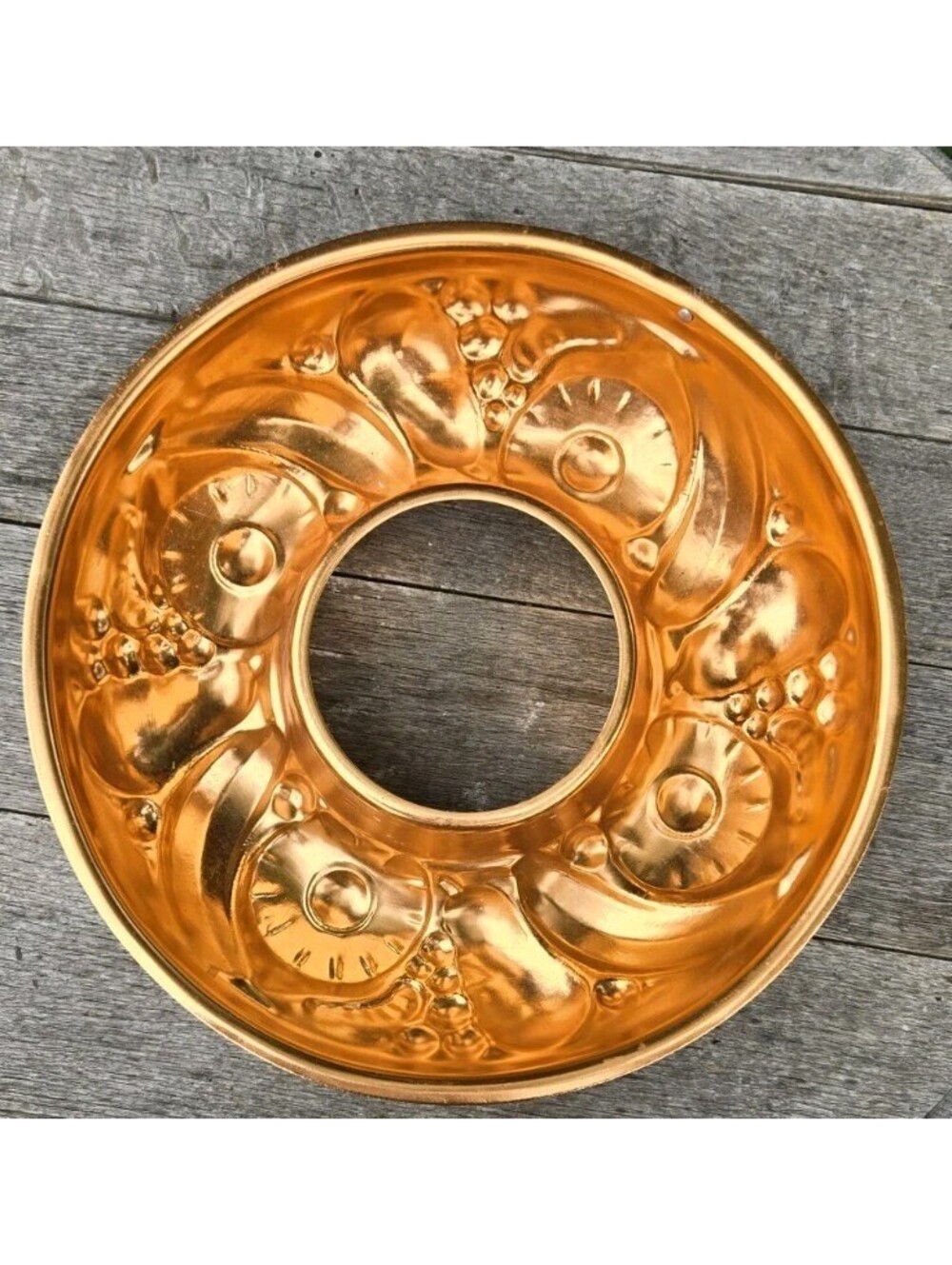 Vintage Copper Tone Fruit Wreath Cake Jello Mold Wall Hanging Decor 13" By 3"